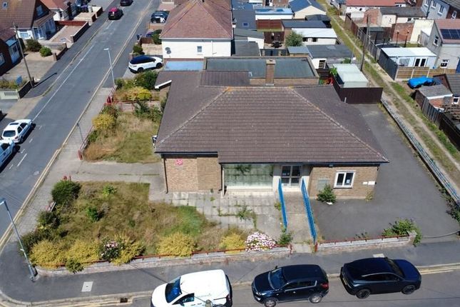 Former Salvation Army, Somersby Avenue, Mablethorpe photo 4
