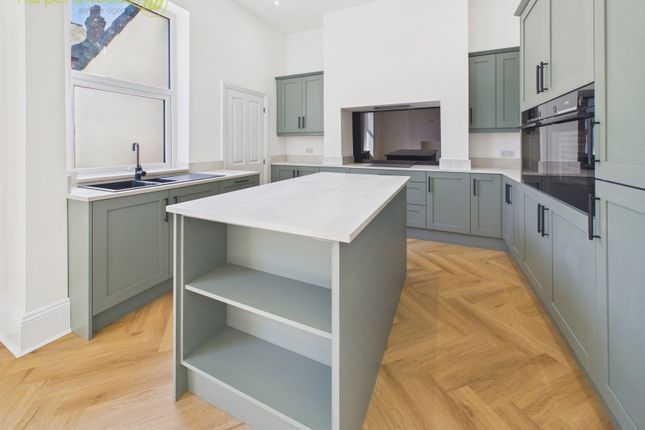 33, Kings Mount, Oxton photo 3