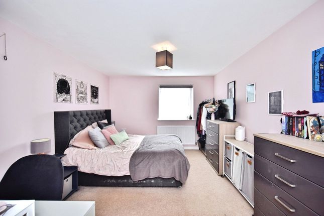 9, Hughenden Reach, Maidstone photo 4