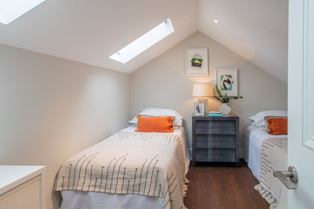 Flat to rent in Devonshire Place, Marylebone, London