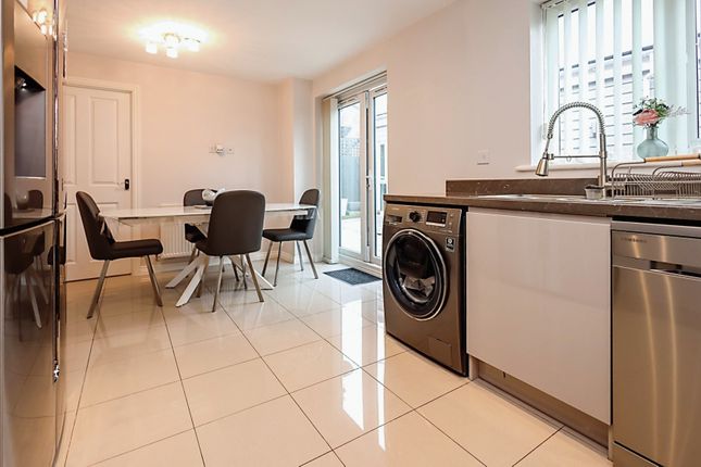 8, Bluebell Crescent, Birmingham photo 3