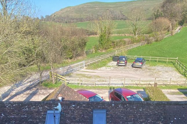 2 Markstone Cottages, Duck Street, Blandford Forum photo 3