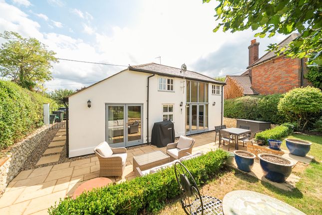 Chapel Cottage, Chapel Hill, Speen, Princes Risborough photo 2