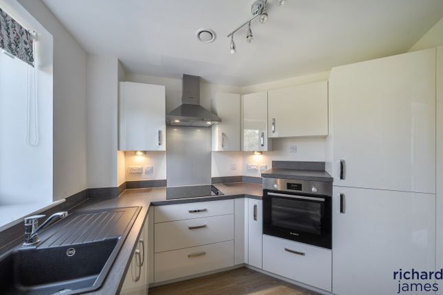 41, Gilbert Place, Swindon photo 2