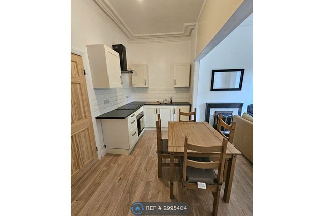 Flat, Alness Road, Manchester photo 3