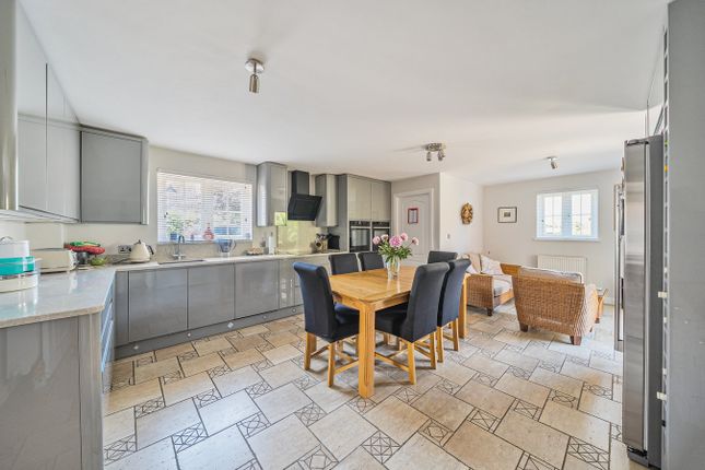18, Pollards Way, Henlow photo 3