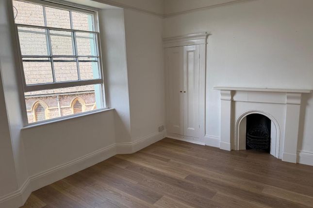 Room 7, St Malo, St Lukes Road, Torquay photo 3