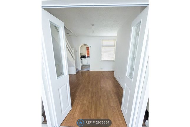 Elmswood Road, Birkenhead photo 5