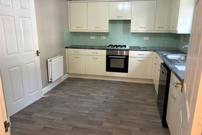 19, Walnut Grove, Somerset photo 2