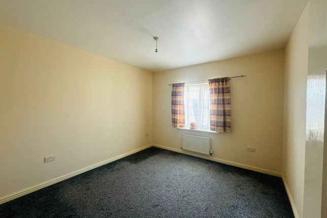 68, Blackthorn Road, Ilford photo 5