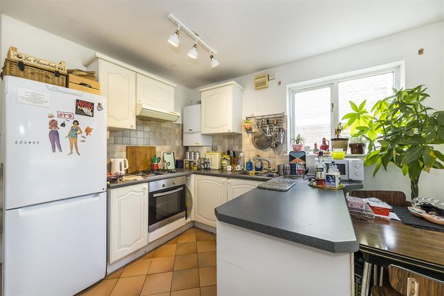 Thumbnail Property to rent in Aubrey Road, London