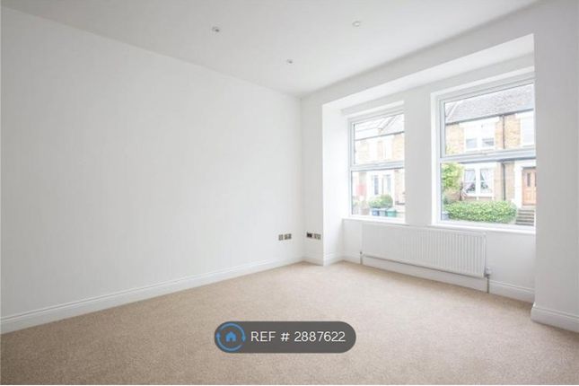 Hertford Road, East Finchley, London photo 2