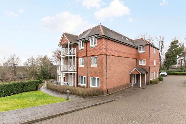 Flat 4, 1 West Hill, South Croydon photo 2