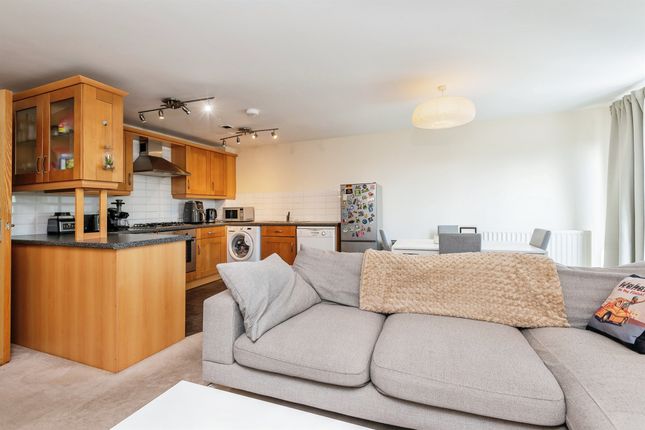 Flat 27, 81a, Halifax Road, Huddersfield photo 4