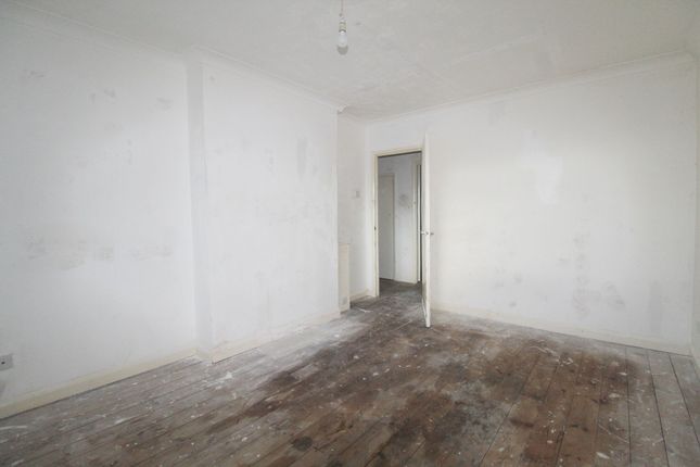 8 Debdon Road, Ashington photo 4