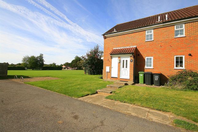 Detached house for sale in Lochy Drive, Linslade, Bedfordshire