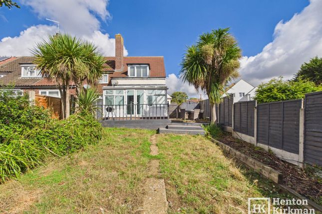 48, Salesbury Drive, Billericay photo 2