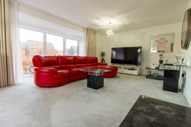2, Fitch Close, Chelmsford photo 4