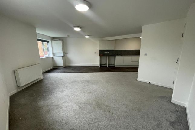 Flat 14, Sherburn Gardens, Stanks Drive, Leeds photo 4