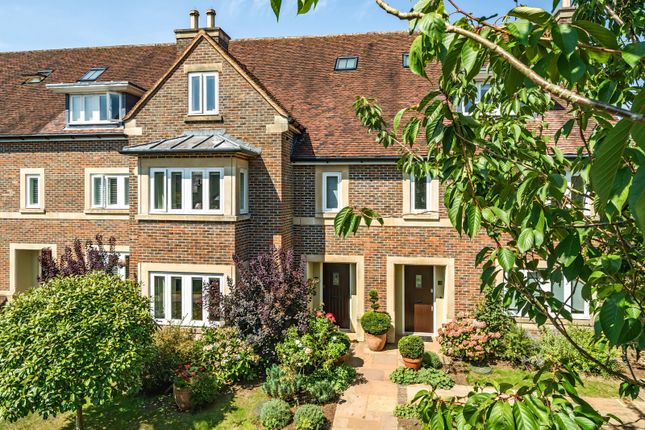 1334679-2-6899Eb2...