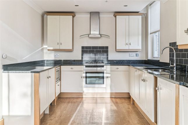 1C,, Savill Court 1-3, Henley-on-Thames photo 2
