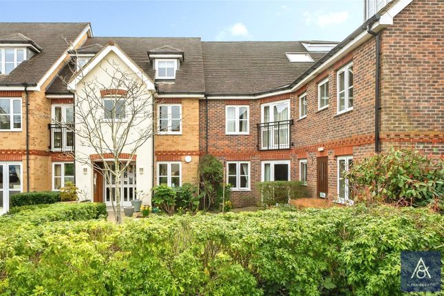 1-bed flat on Buckingham Road, Northamptonshire, £1,000/mo