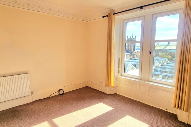 53 2L Lyon Street Dundee, Dundee photo 3