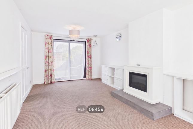 Wilberforce Crescent, Beverley photo 4