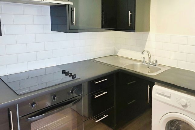 10B, Eldon Place, Eccles photo 4