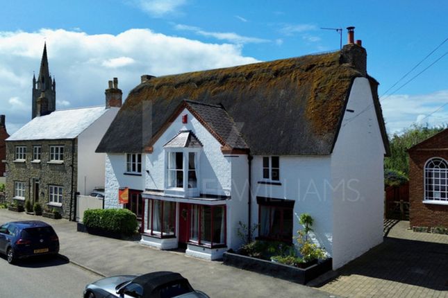 5-bed detached on 22, High Street, Hanslope, Milton Keynes, £550,000