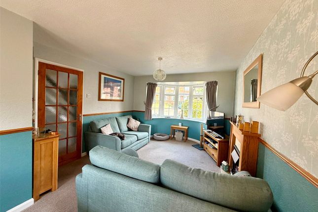 8, Cross Close, Barnstaple photo 4