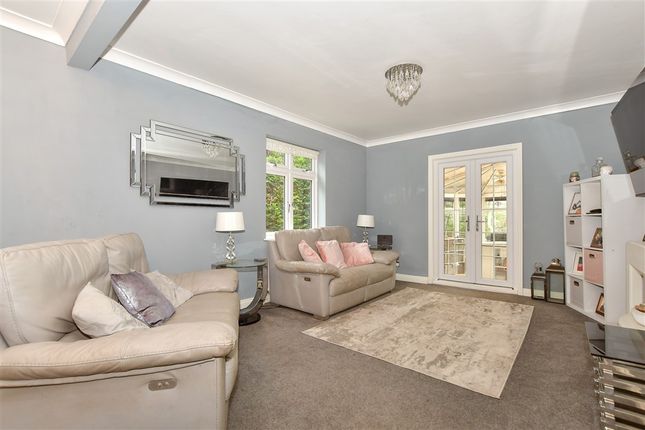 Heath Road Boughton Monchelsea, Maidstone photo 4