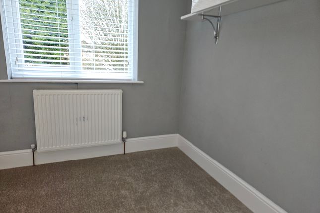 Semi-detached house to rent in Clifton Drive, Buxton
