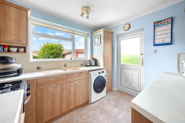 93 Beckwith Road, Harrogate photo 3