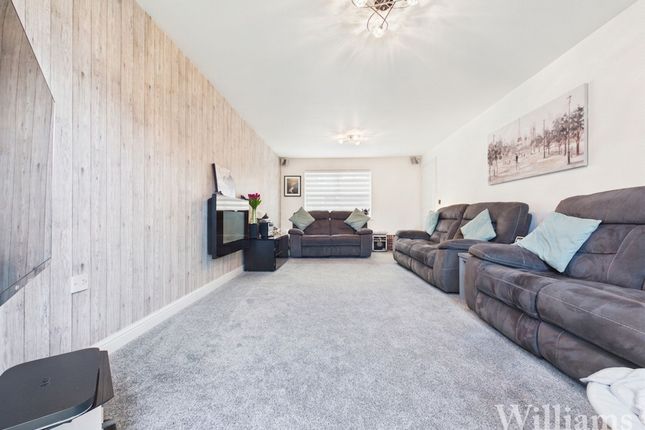 14 Arncott Way, Aylesbury photo 4