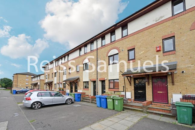 Terraced house to rent in Oxley Close, Bermondsey, Southwark, London
