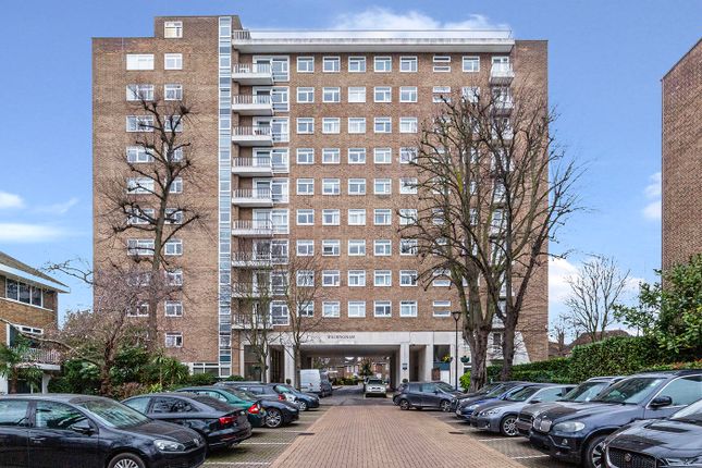 Flat for sale in Walsingham, St Johns Wood Park, London