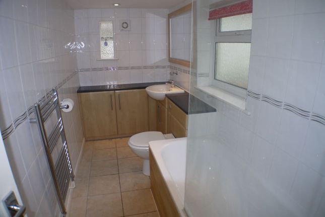 55, Mill Road, Gillingham photo 2