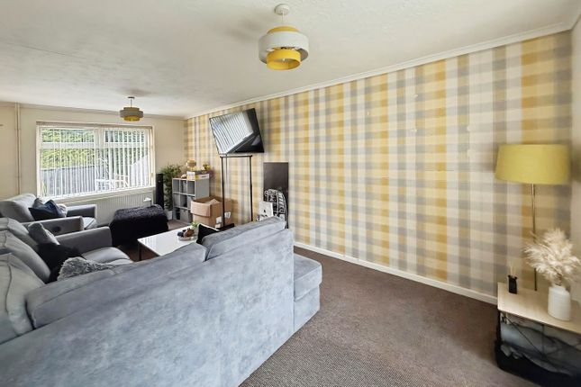 45, Preston Road, Mansfield photo 3