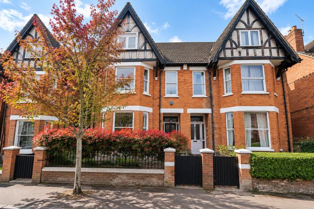 7-bed terraced on Albert Road, Kent, £750,000