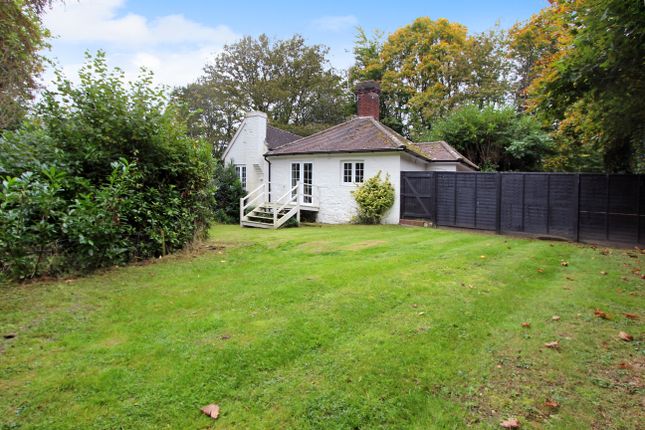 Thumbnail Cottage to rent in Colemans Hatch, Hartfield