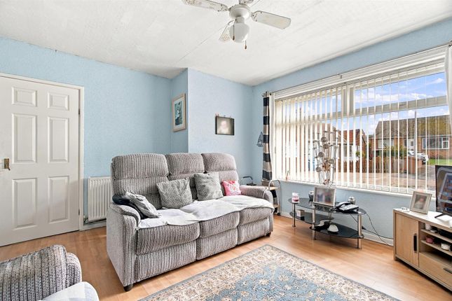 Louville Avenue, Withernsea photo 3