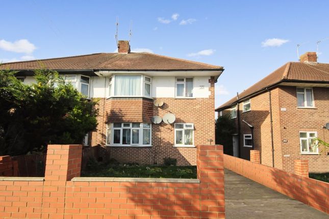 2-bed flat on 101, Eastcote Lane, Northolt, £340,000