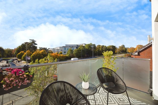 2-bed flat on 19, Landmark House, 1, The Broadway, Essex, £375,000