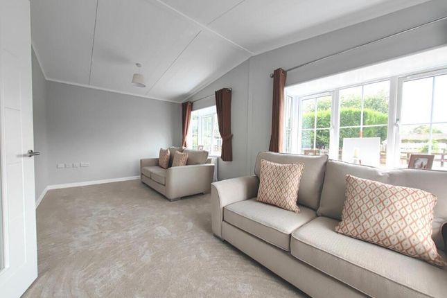 47, Brownfield Gardens, Maidenhead photo 3