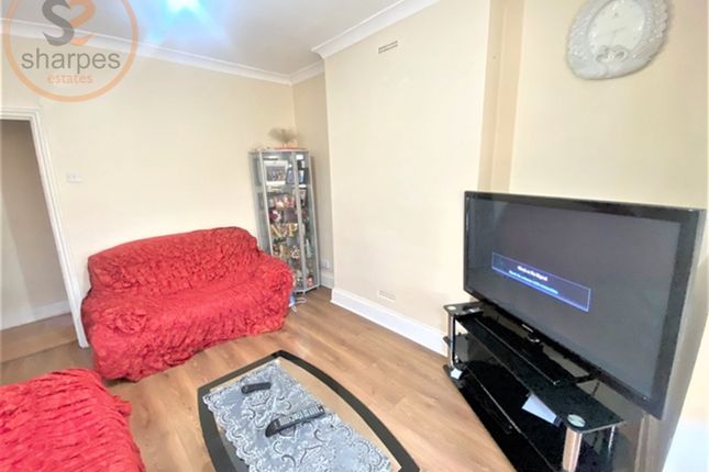 Copy of 36 Southcroft Road, Tooting photo 3