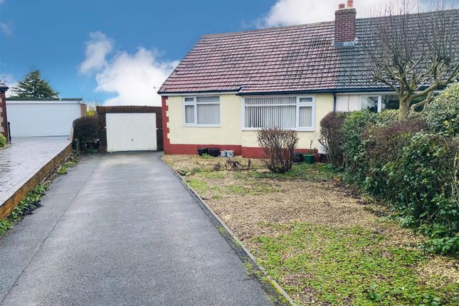Semi-detached bungalow for sale in Greencroft Avenue, Northowram, Halifax