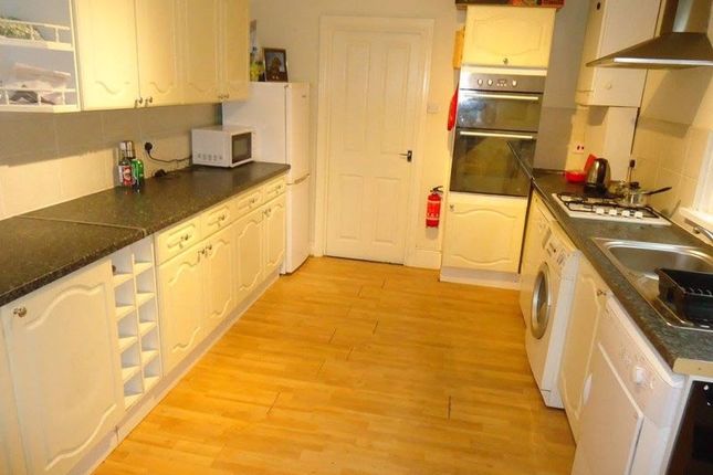 79, Dogfield Street, Cardiff photo 2