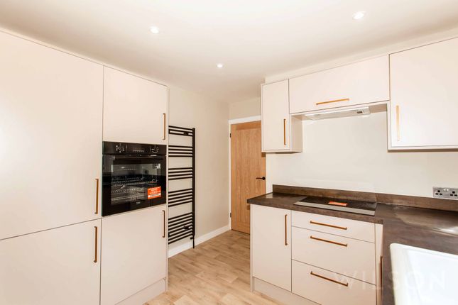 40 Cavendish Drive, Chesterfield photo 3