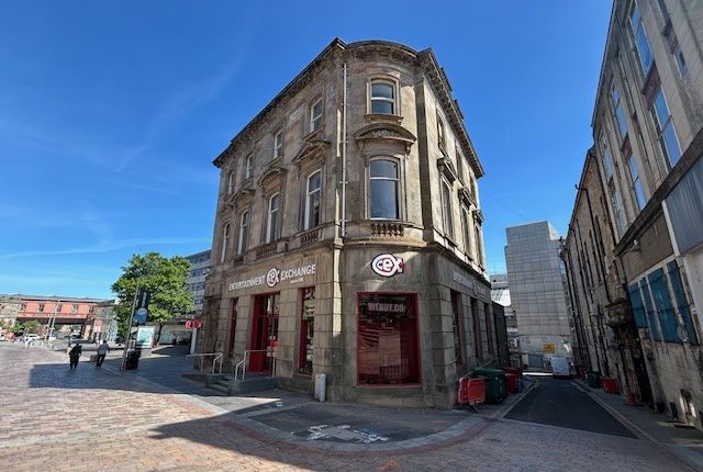 Property to rent in Gilmour Street, Paisley